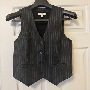 Banana Republic Pinstripe Wool vest size 6